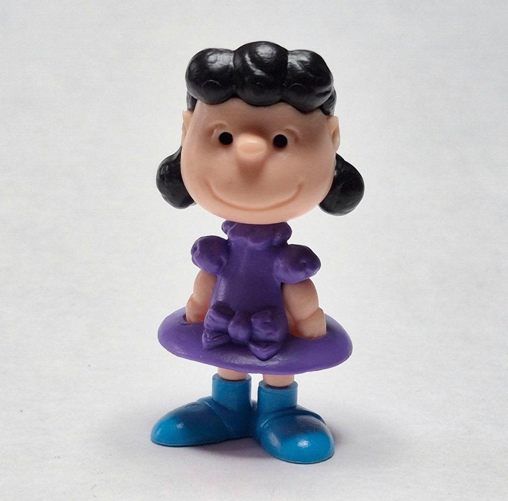 Peanuts 1993 Lucy robe violet K94 N 42, Collections, Enlèvement ou Envoi, Utilisé, Figurines