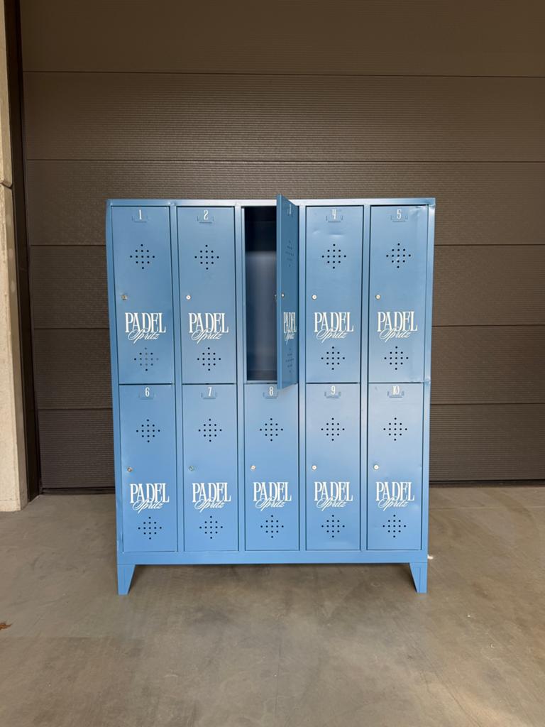 Vintage metalen locker kast gebruikt voor een event., Enlèvement, Utilisé, Blauw - Vintage