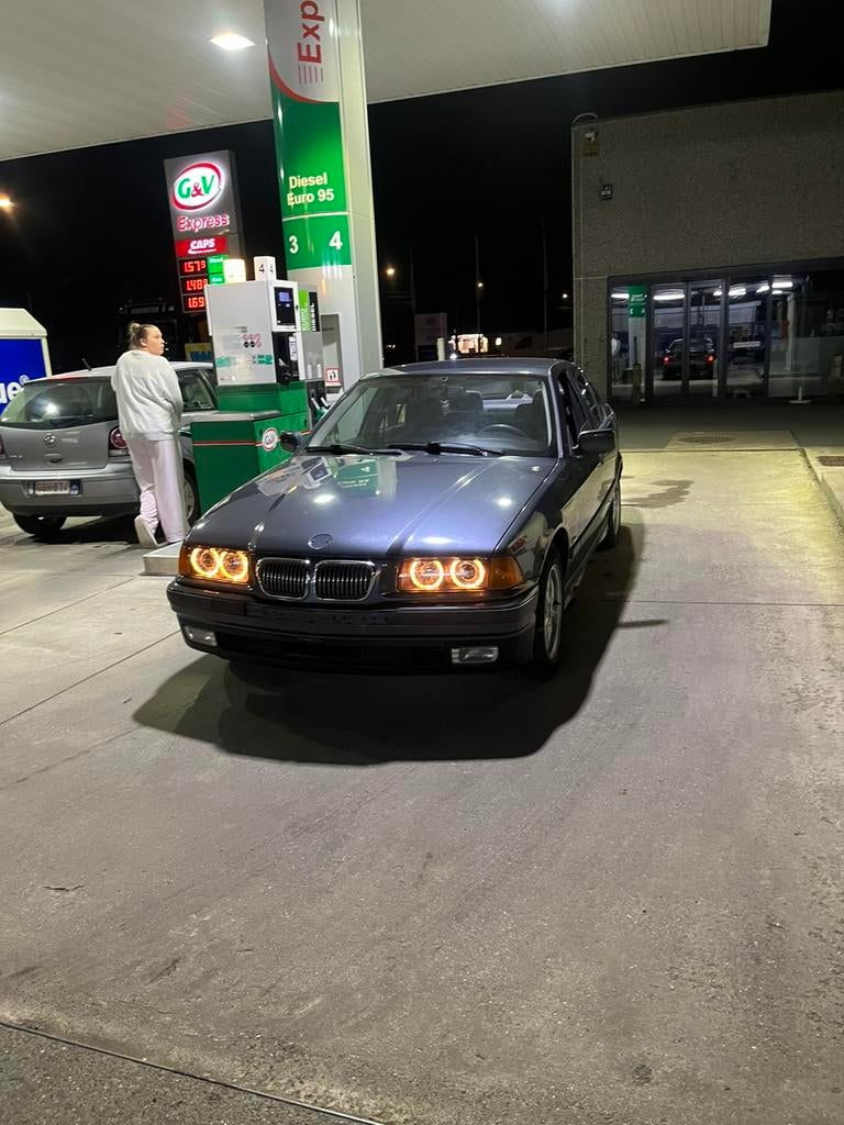 Bmw e36 in onderdelen, Motoren, Ophalen