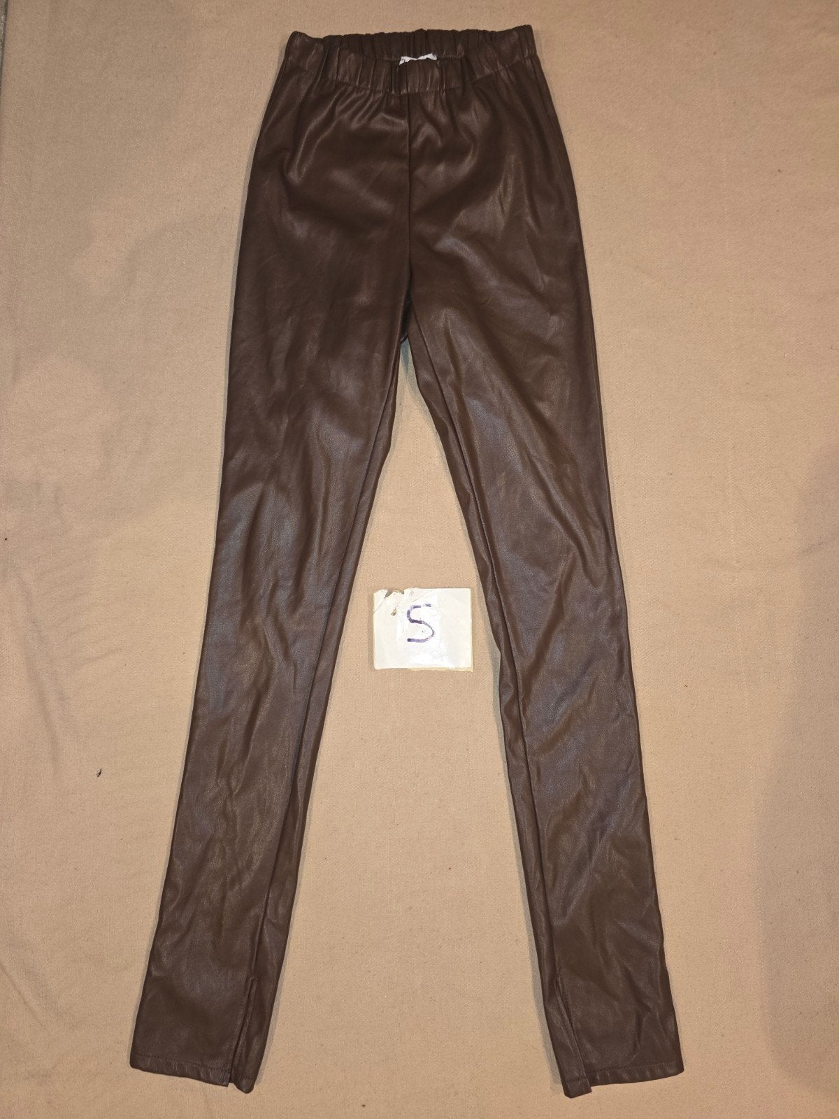 Legging en similicuir, Vêtements | Femmes, Leggings, Collants & Bodies, Envoi, Taille 44/46 (L), Legging