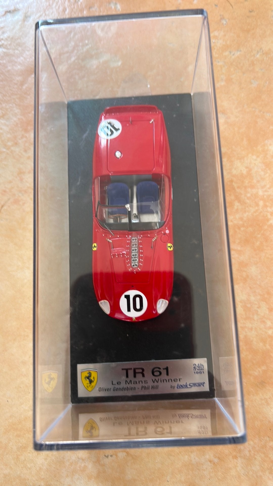 Looksmart Ferrari TR 61 le mans winner 1961, Hobby & Loisirs créatifs, Voitures miniatures | 1:43, Enlèvement ou Envoi, Comme neuf