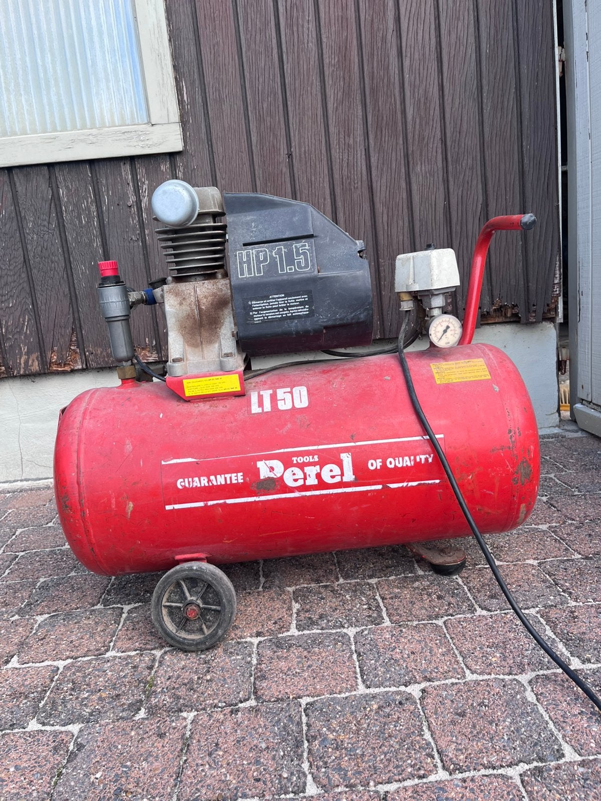 Perel LT50 luchtcompressor, Doe-het-zelf en Bouw, Ophalen, Gebruikt, 10 bar of meer, Minder dan 200 liter/min