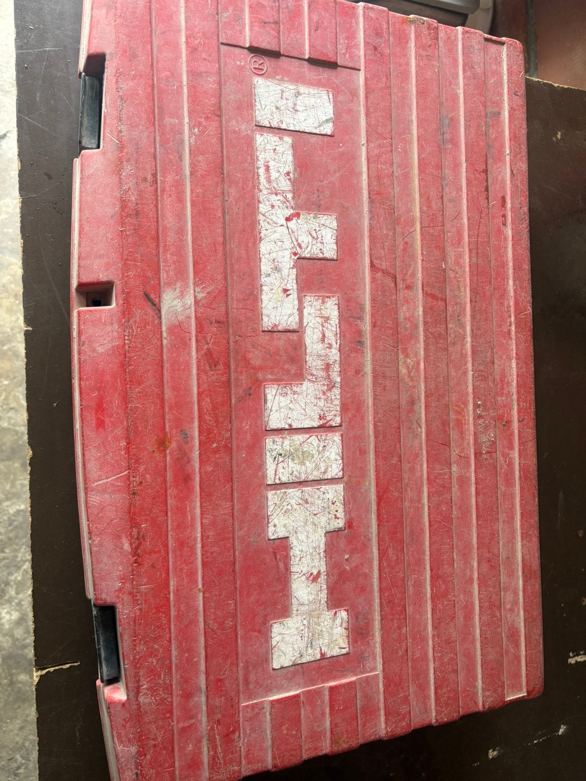 Marteau pic hilti, Bricolage & Construction, Outillage | Foreuses, 600 watts ou plus, Enlèvement, Utilisé, Mécanisme de percussion