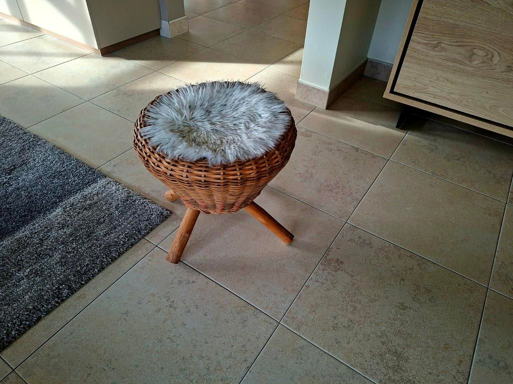 Chaise en osier, Enlèvement