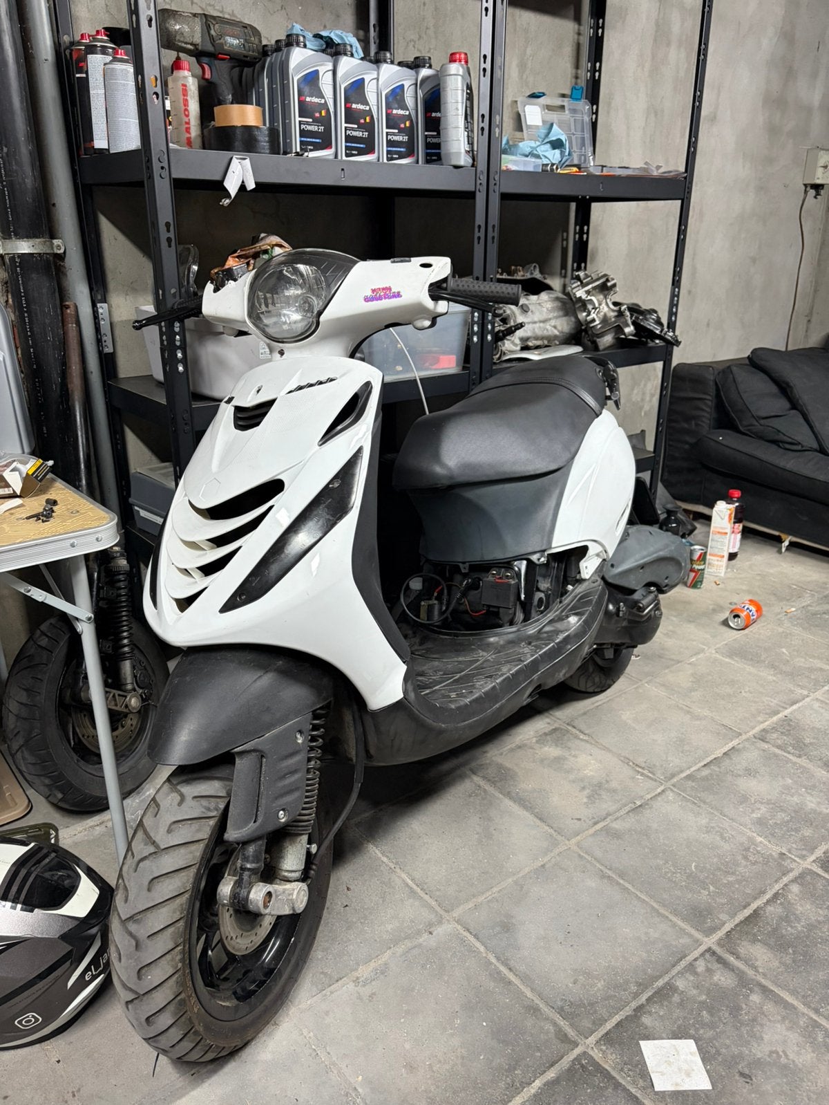 Zip 125cc a klasse, Fietsen en Brommers, Scooters | Piaggio, Ophalen, Zo goed als nieuw, Zip