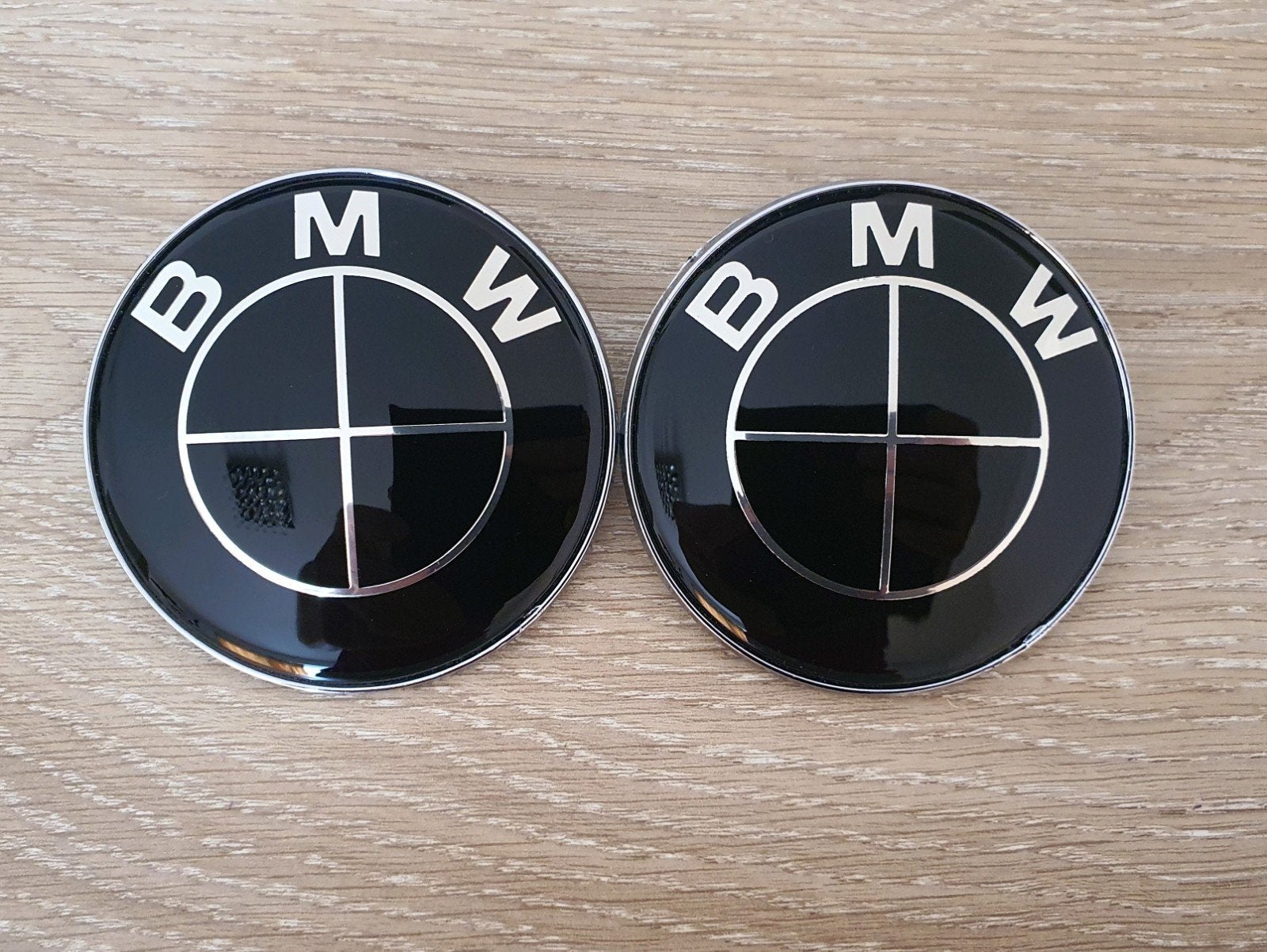 Bmw motorkap +kofferklep emblemen 2 x 82 mm of 82 mm + 74 mm, Nieuw, Ophalen of Verzenden, Motorkap, Achter