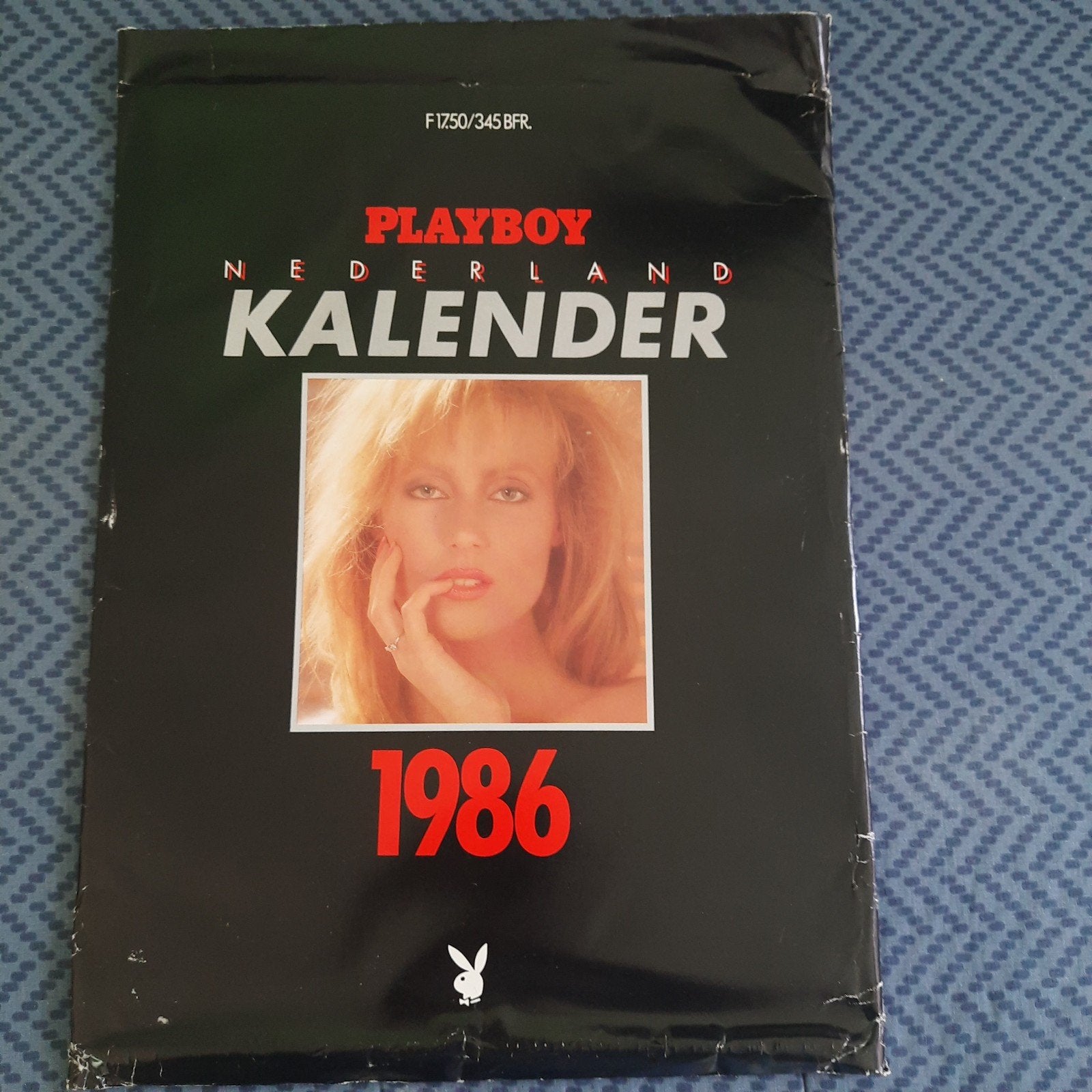 VINTAGE PLAYBOY NL KALENDER 1986 * ONGEBRUIKT *, Diversen, Kalenders, Nieuw, Maandkalender, Ophalen