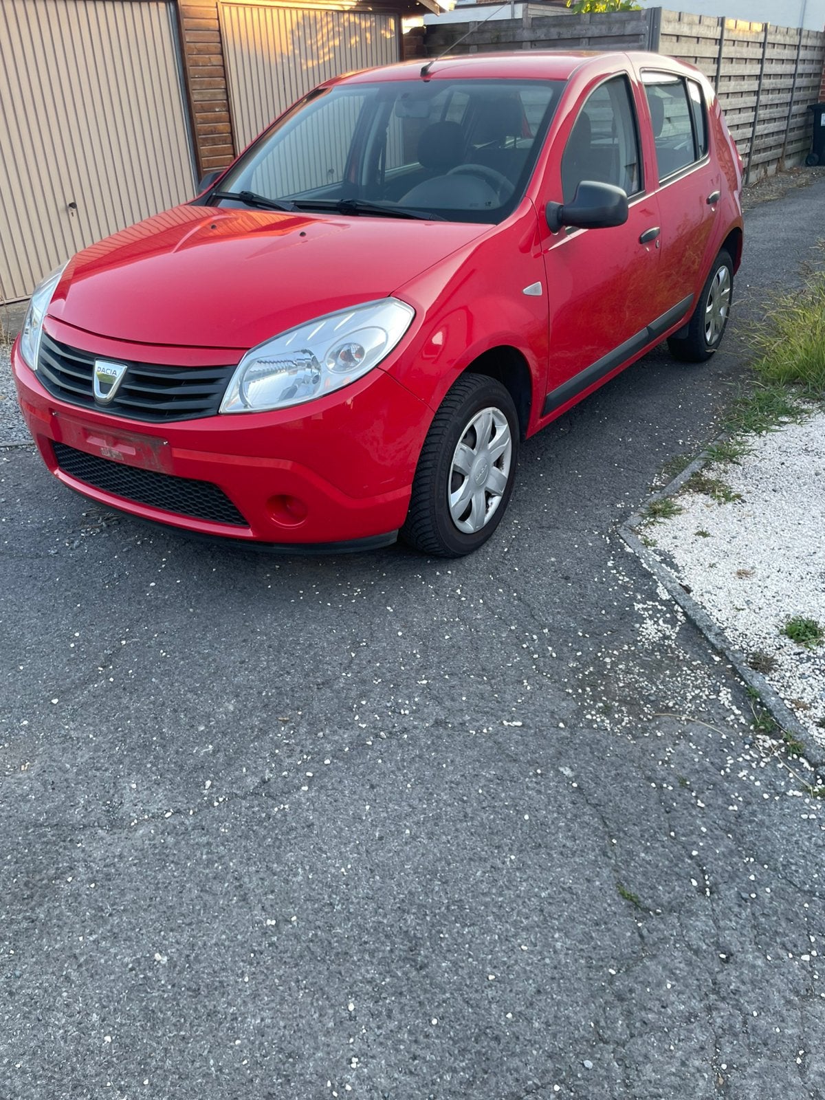 Dacia Sandero 1.2 Essence, Rouge, Euro 5, Achat, Noir