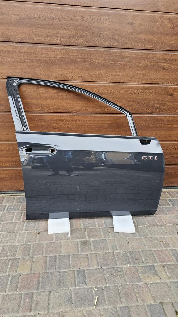 Porte avant droite de la Volkswagen Golf 8, Enlèvement, Avant, Volkswagen, Porte