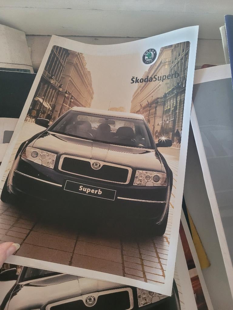 Catalogue Officiel Škoda Superb (Ancienne Concession), Ophalen, Zo goed als nieuw, Overige merken