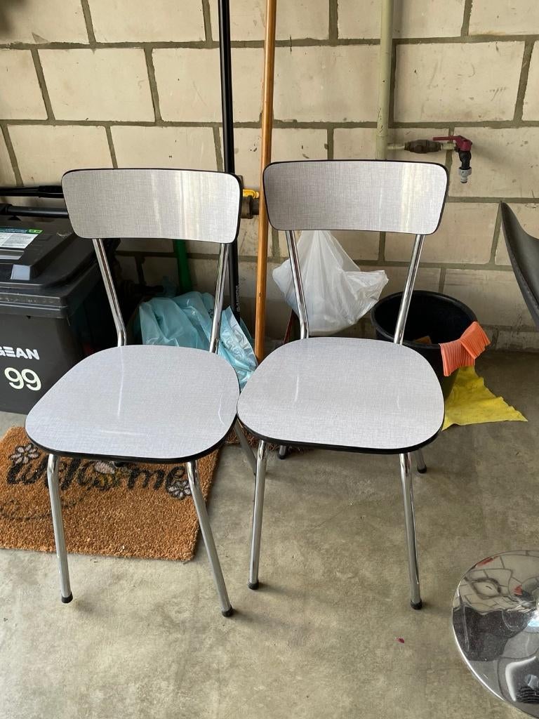 2 vintage keukenstoelen, Ophalen, Zo goed als nieuw, Hout, Vintage