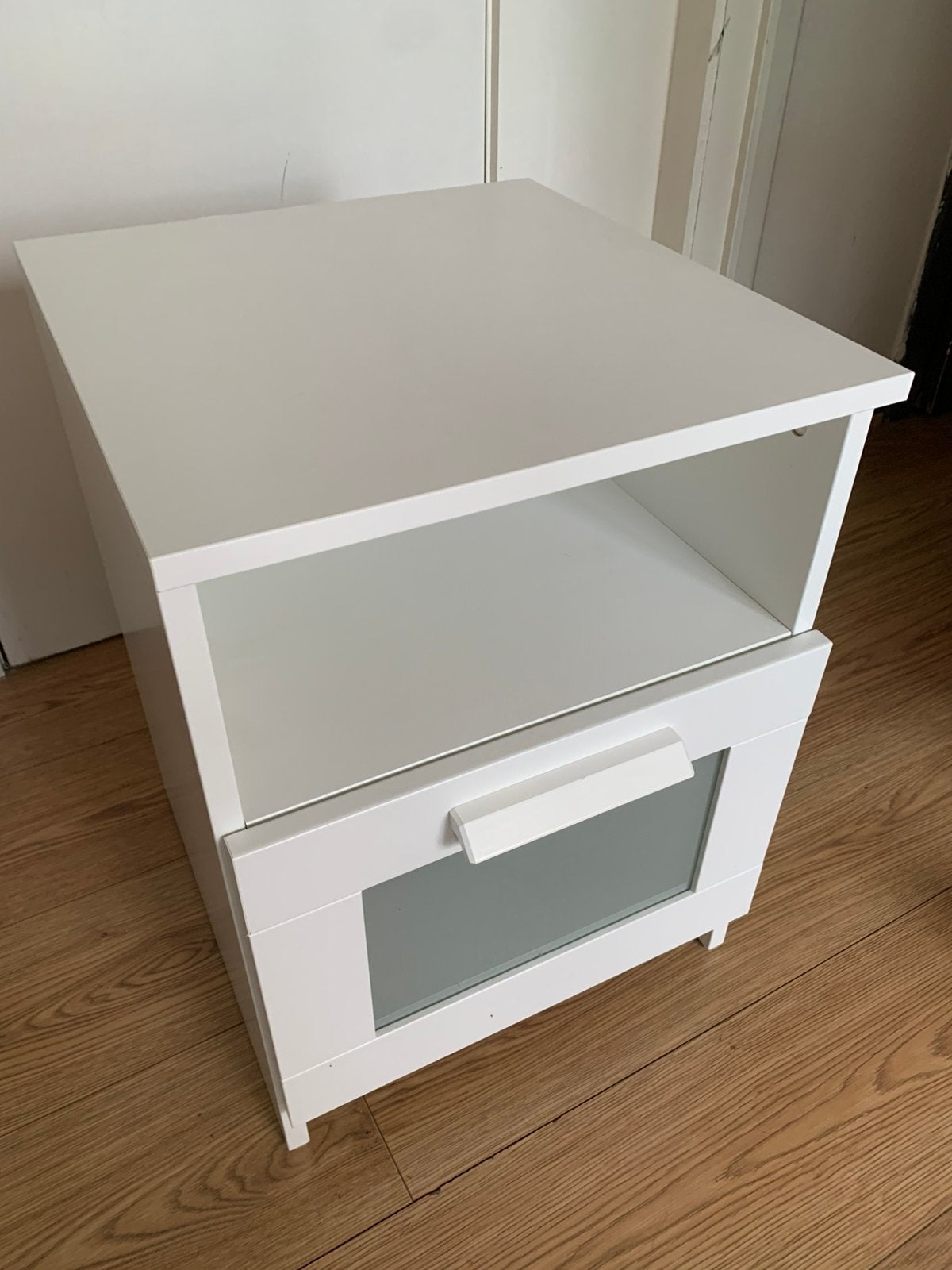 Nachtkastje Ikea: Brimnes, Ophalen, Zo goed als nieuw, Minder dan 45 cm, Minder dan 55 cm