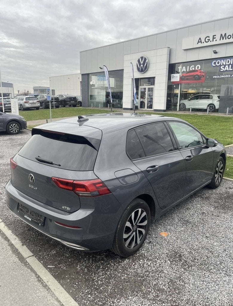 VW GOLF VIII Active 1.5 eTSI, Autos, Argent ou Gris, Achat, Euro 6, Entretenue par le concessionnaire