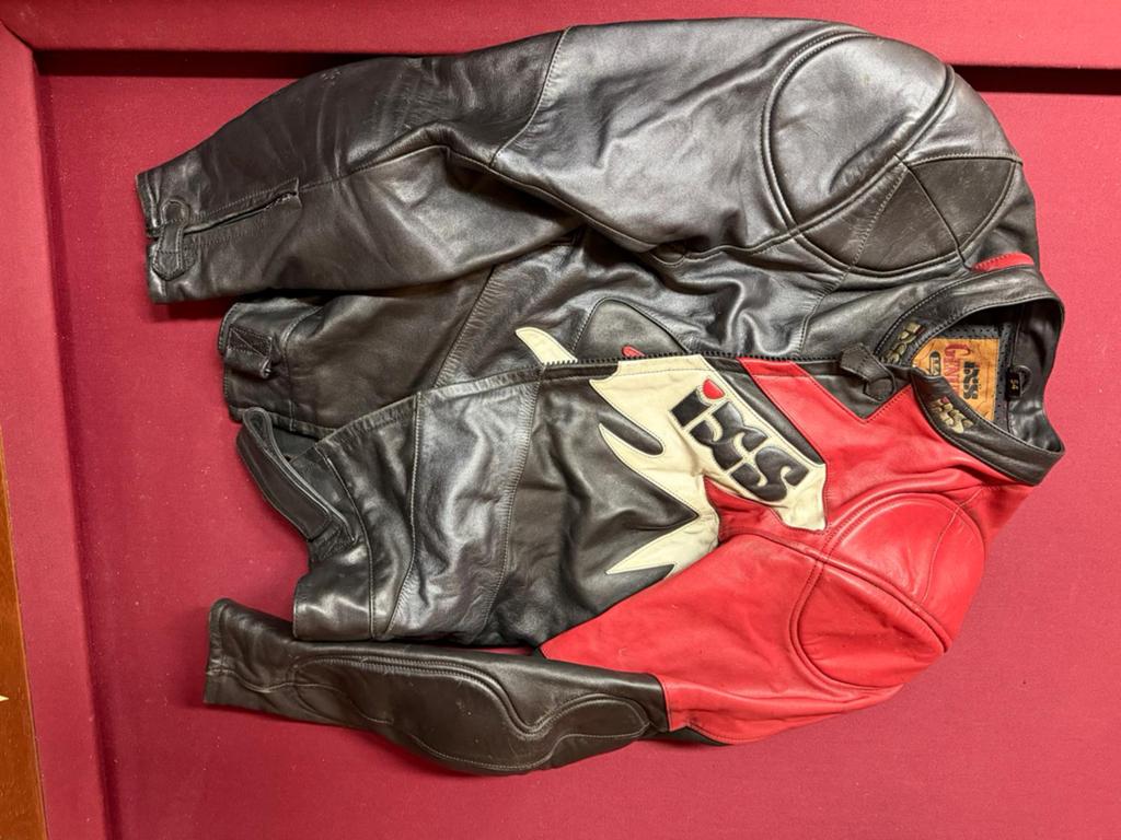 Te koop: IXS lederen motorkostuum maat 54 – broek + jas, Ophalen, Broek | leer