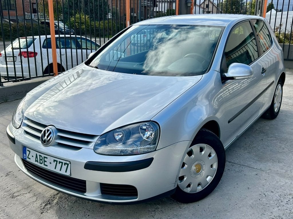 Volkswagen golf  ** 28.000km ** garanties 12 mois **, Argent ou Gris, Achat, 139 g/km, Entreprise
