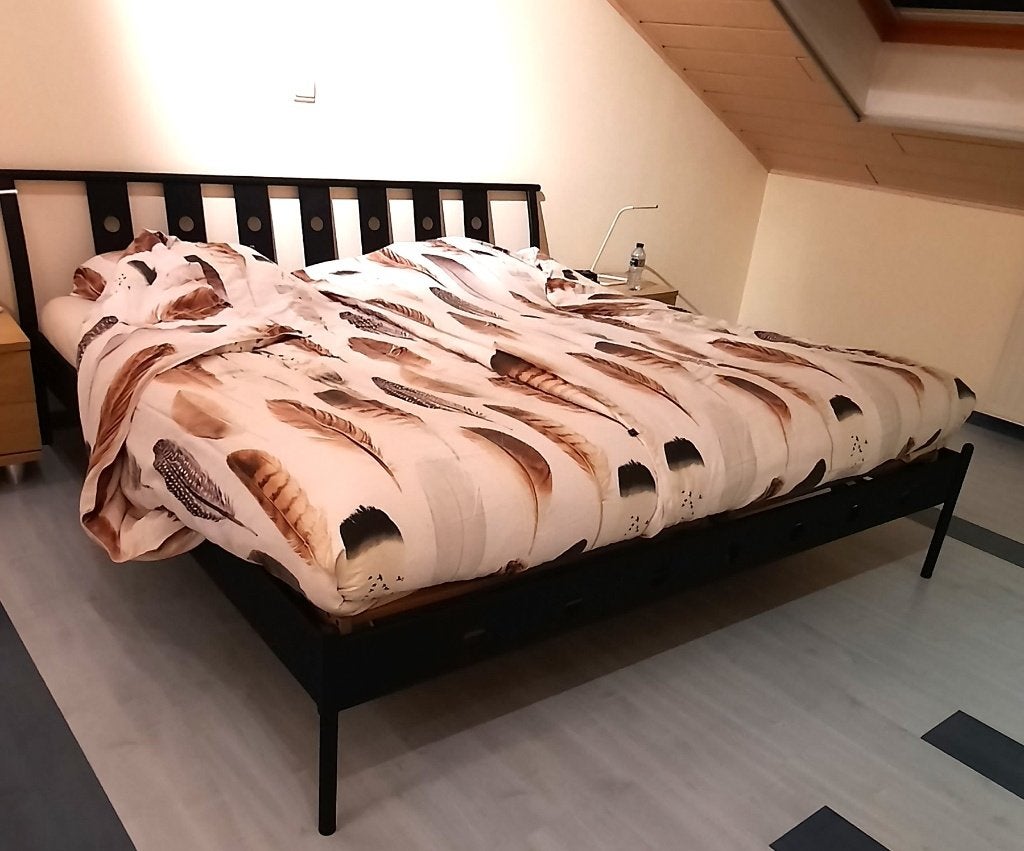 Groot bed van blauw metaal, Ophalen, Gebruikt, Blauw, Tweepersoons