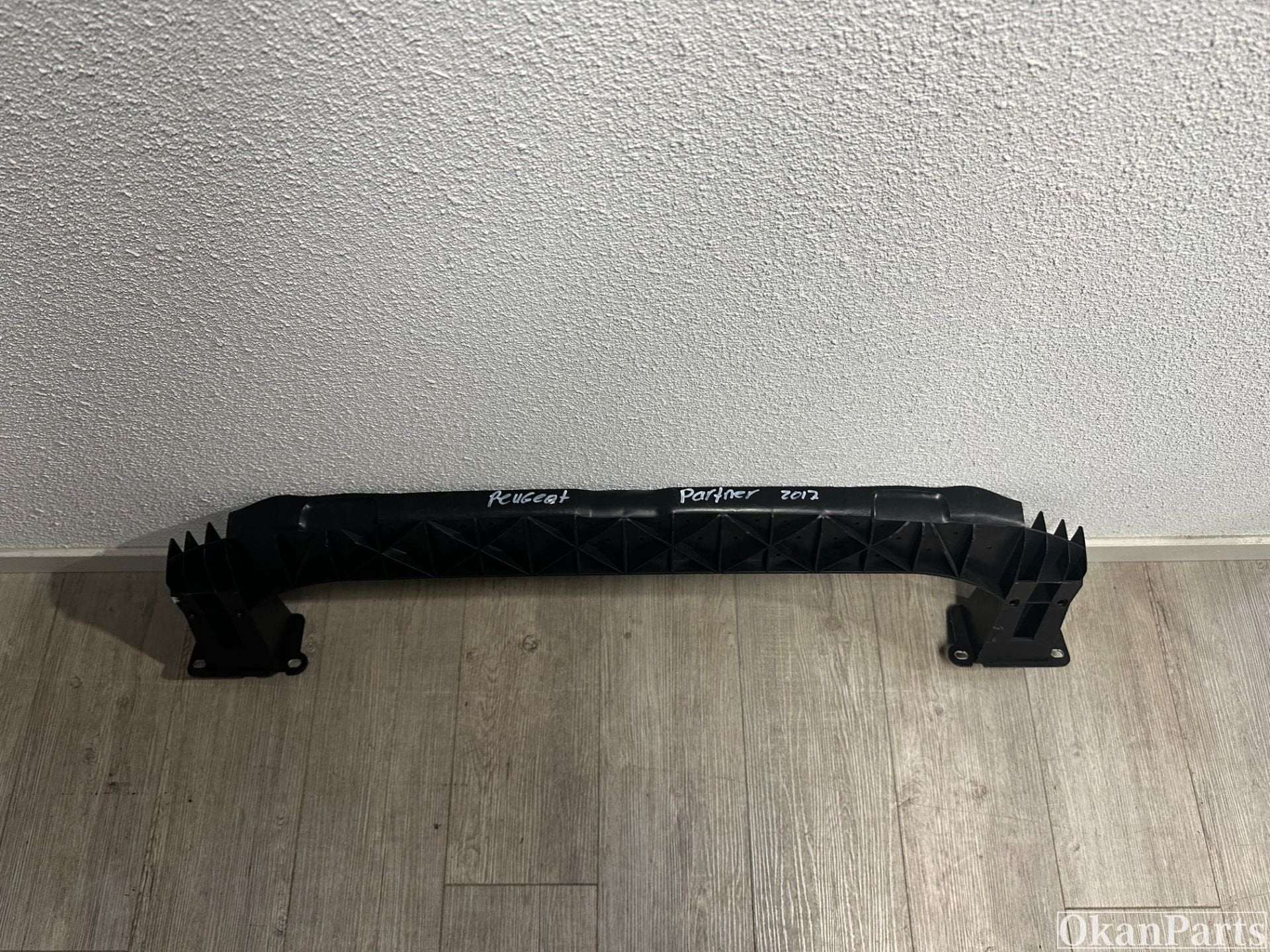 Peugeot Partner Citroen Berlingo bumperbalk onder 968058080, Auto-onderdelen, Carrosserie, Citroën, Peugeot, Voor, Gebruikt