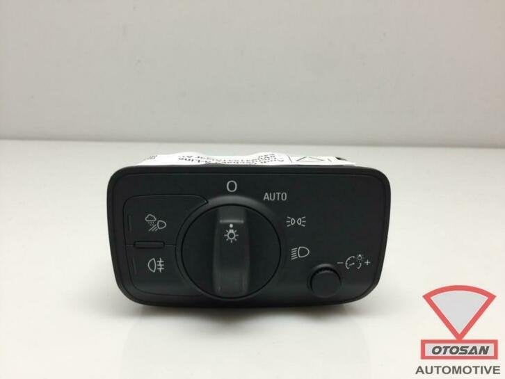 interrupteur d' clairage audi q2 2018 s line aut. 8v0941531a, AUDI AG, Auto-Union-Strasse 1
85045  Ingolstadt, DE, Audi, Utilisé