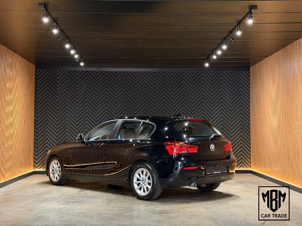 ✅BMW 118 dA GARANTIE Automaat Navi CarPlay Cruise C Parksens, Autos, BMW, Achat, Entreprise, Entretenue par le concessionnaire