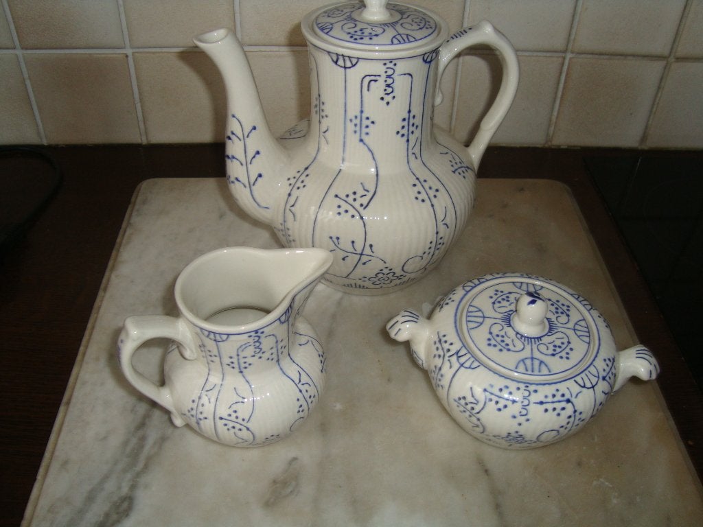 Deel van een koffieservies Boch decor 'Saks', Enlèvement