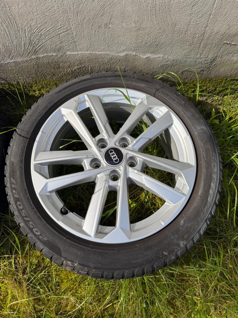 Audi a3 8Y winterset te koop, Autos : Pièces & Accessoires, Pneus & Jantes, Pneu(s), Pneus hiver, Enlèvement