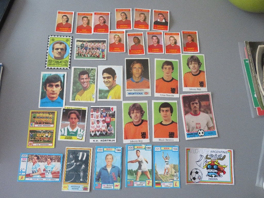lot van 31 prenten chromo,s Voetbal / Olympia, Verzamelen, Ophalen of Verzenden, Zo goed als nieuw, Poster, Plaatje of Sticker