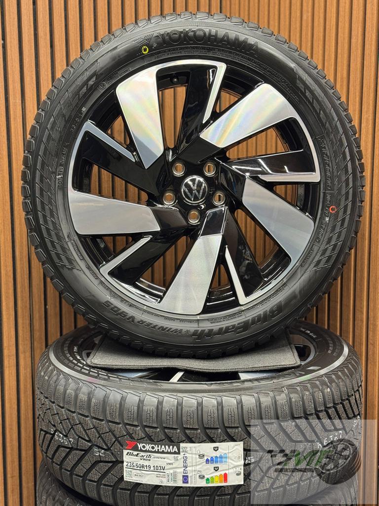 ️19" Vw Tiguan Tayron RLine TAOS WINTER 235 50 napoli OEM, Auto-onderdelen, 19 inch, Gebruikt, -, -