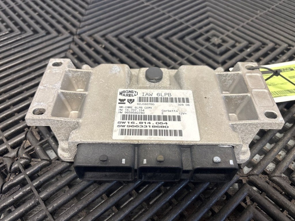 CALCULATEUR MOTEUR ECU 307 (3A / C/D) (|SW9663318680|), Autos : Pièces & Accessoires, Kontakt-peugeot@peugeot.com, Utilisé, Peugeot Deutschland GmbH