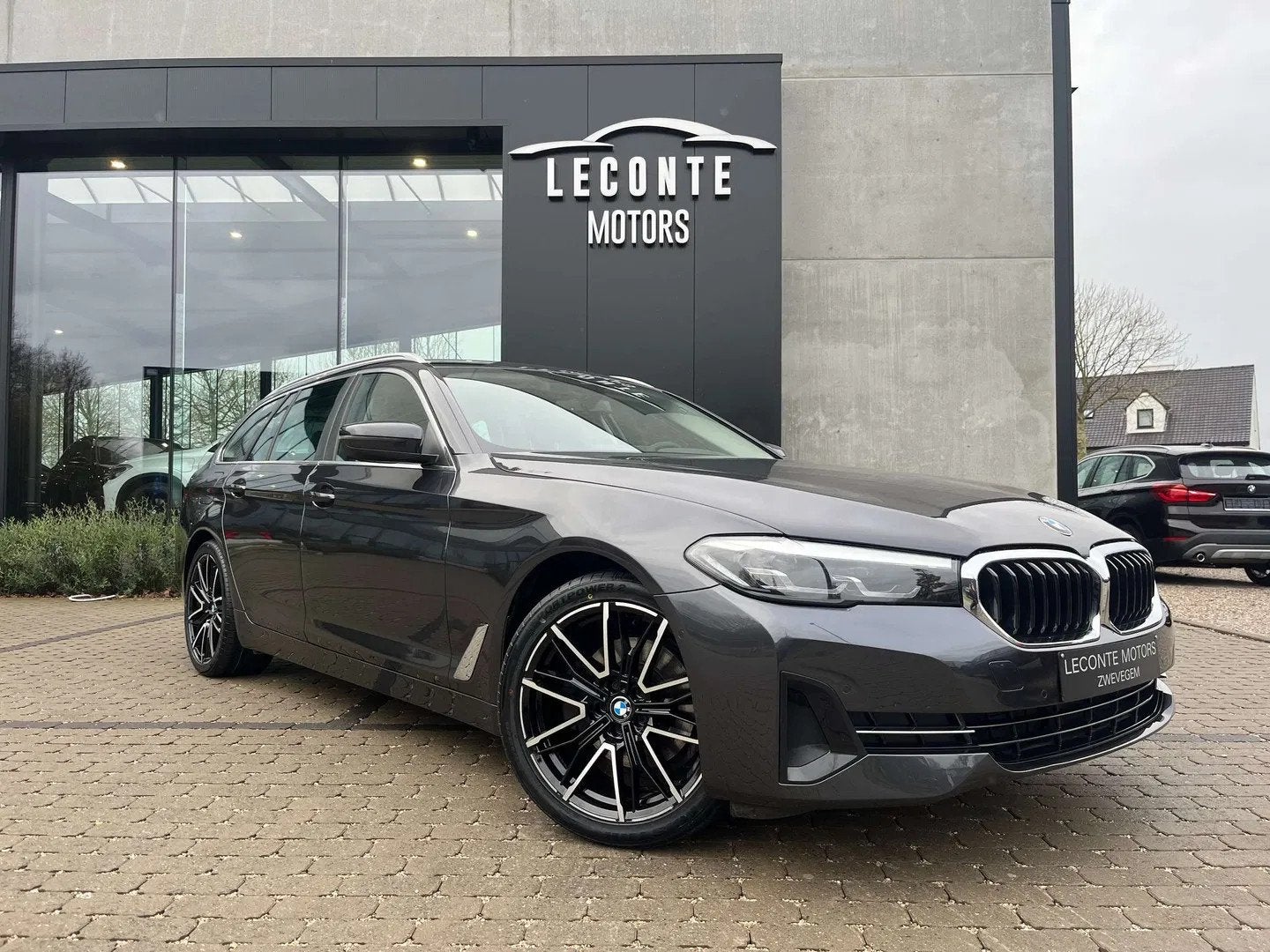 BMW 5 Serie 520 520iA Touring LED/Gps-Pro/Leder/Camera/Carpl, Auto's, BMW, Automaat, 1998 cc, Gebruikt, 4 cilinders