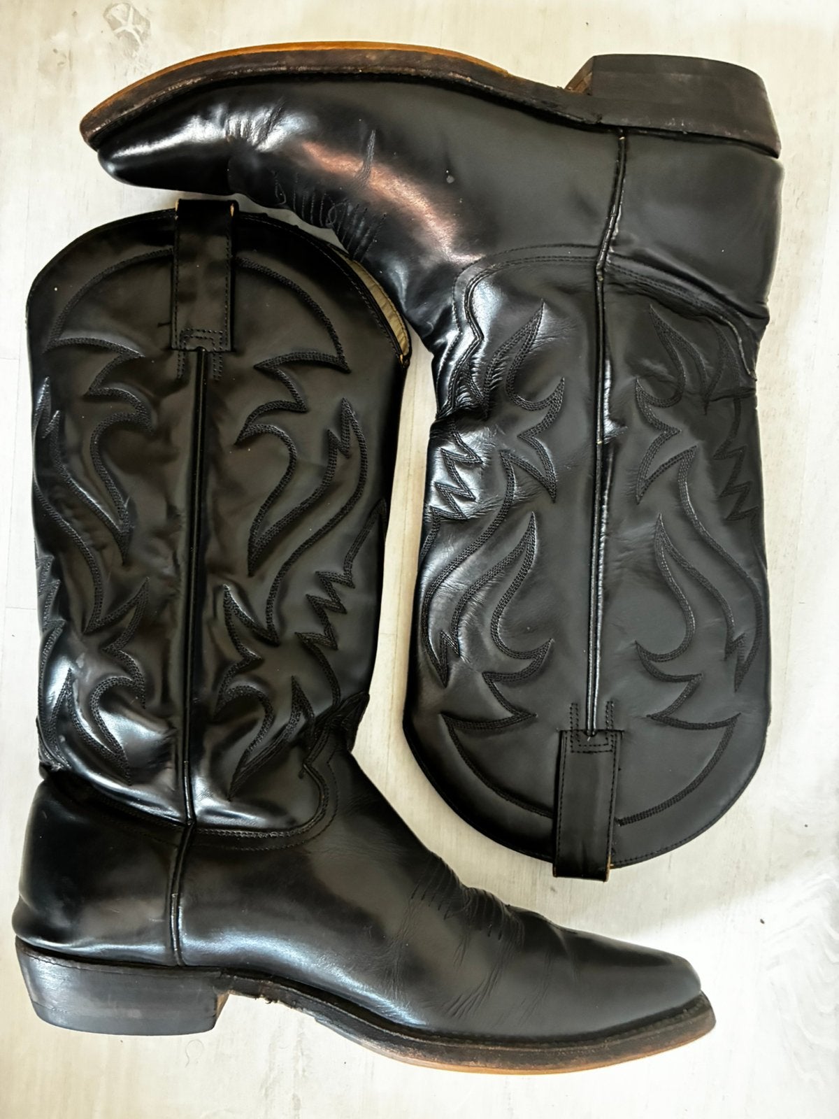 Bottes de cowboy en cuir robuste taille 42, Bottes, Enlèvement ou Envoi, Porté, Noir