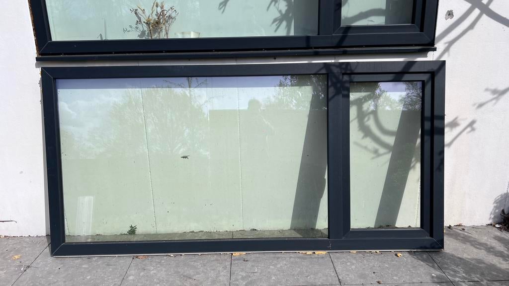 Zwart raam PVC (draaikip) 238x113cm, Ophalen, Zo goed als nieuw