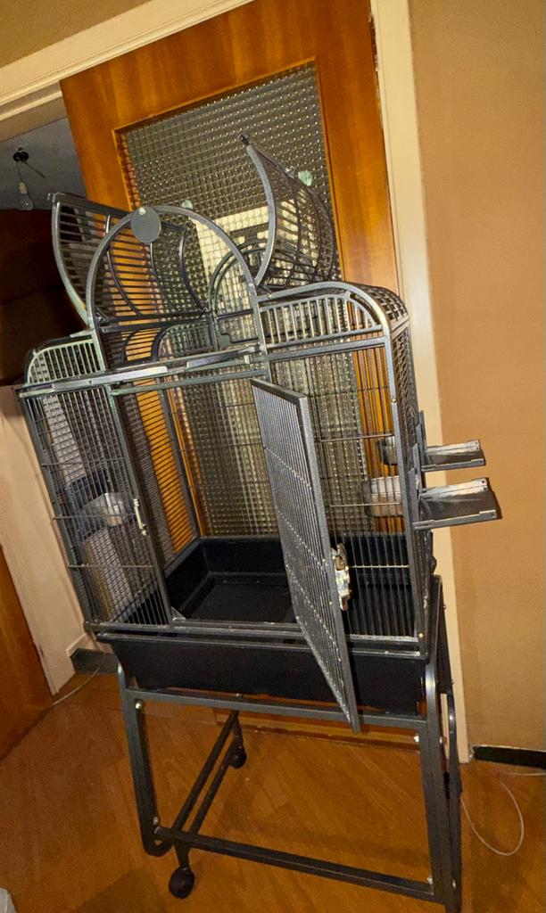 Te koop: ruime vogelkooi in perfecte staat!, Ophalen, Zo goed als nieuw, Vogelkooi