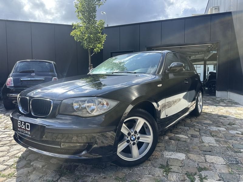 BMW Série 1, Zwart, 4 cilinders, 89 kW, Zwart