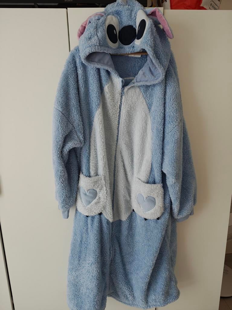 Lilo & Stitch badjas en 2 fleecedekens, Kleding | Dames, Ophalen, Maat 38/40 (M)