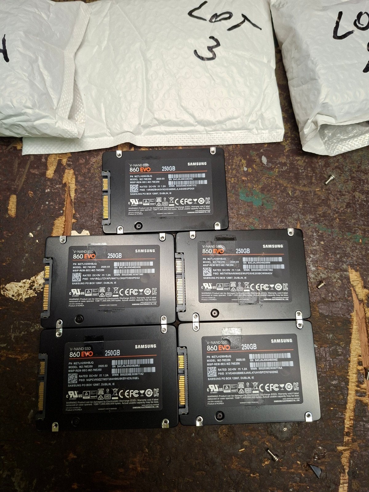 Lot 3 : 5 SSD Samsung 860 EVO 250 Go - Excellent État, Computers en Software, Harde schijven, Intern, Gebruikt, Ophalen of Verzenden