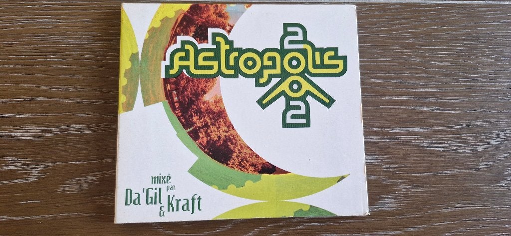 Astropolis 2002, Cd's en Dvd's, Cd's | Dance en House, Ophalen of Verzenden, Zo goed als nieuw, Techno, Verzamelalbum