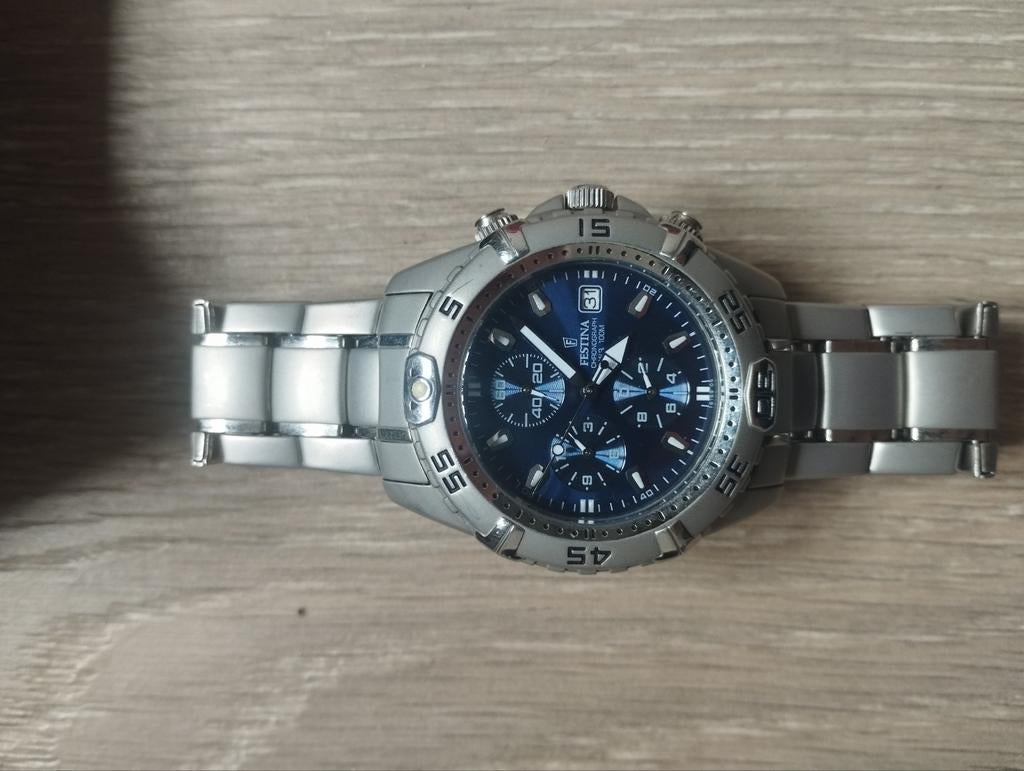 Festina chronograph, Ophalen