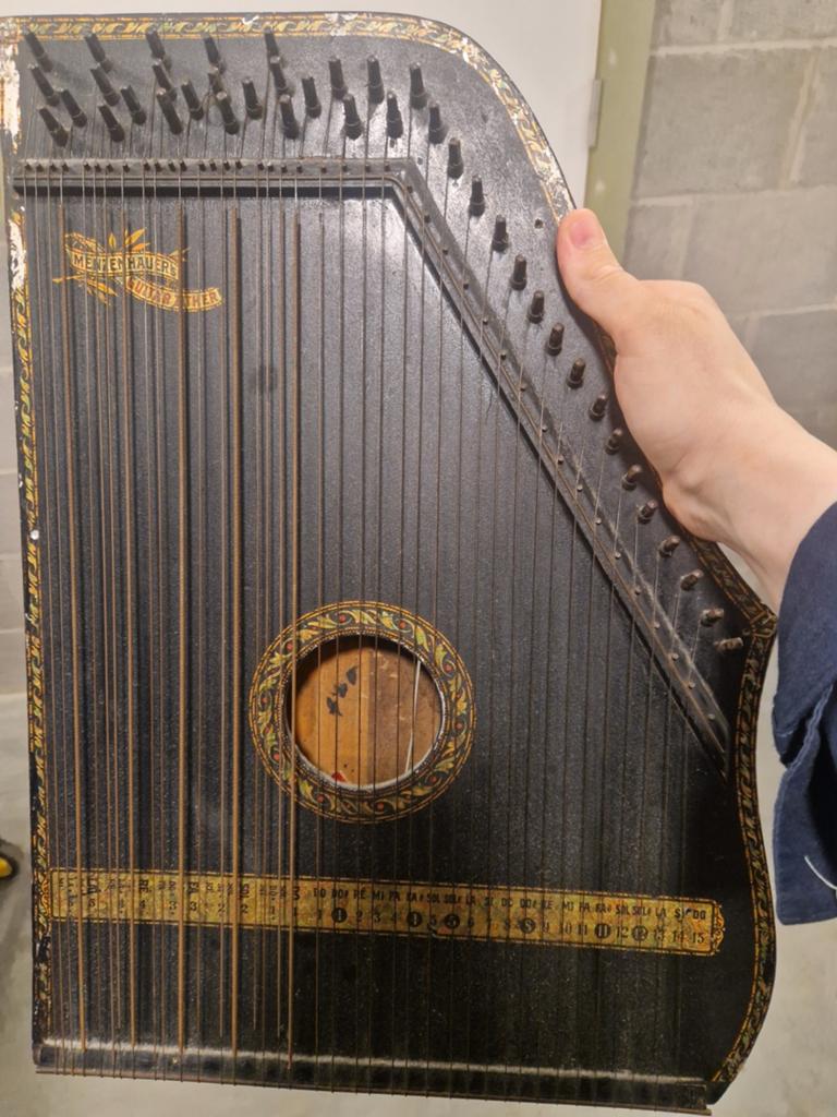 Harpe, Enlèvement