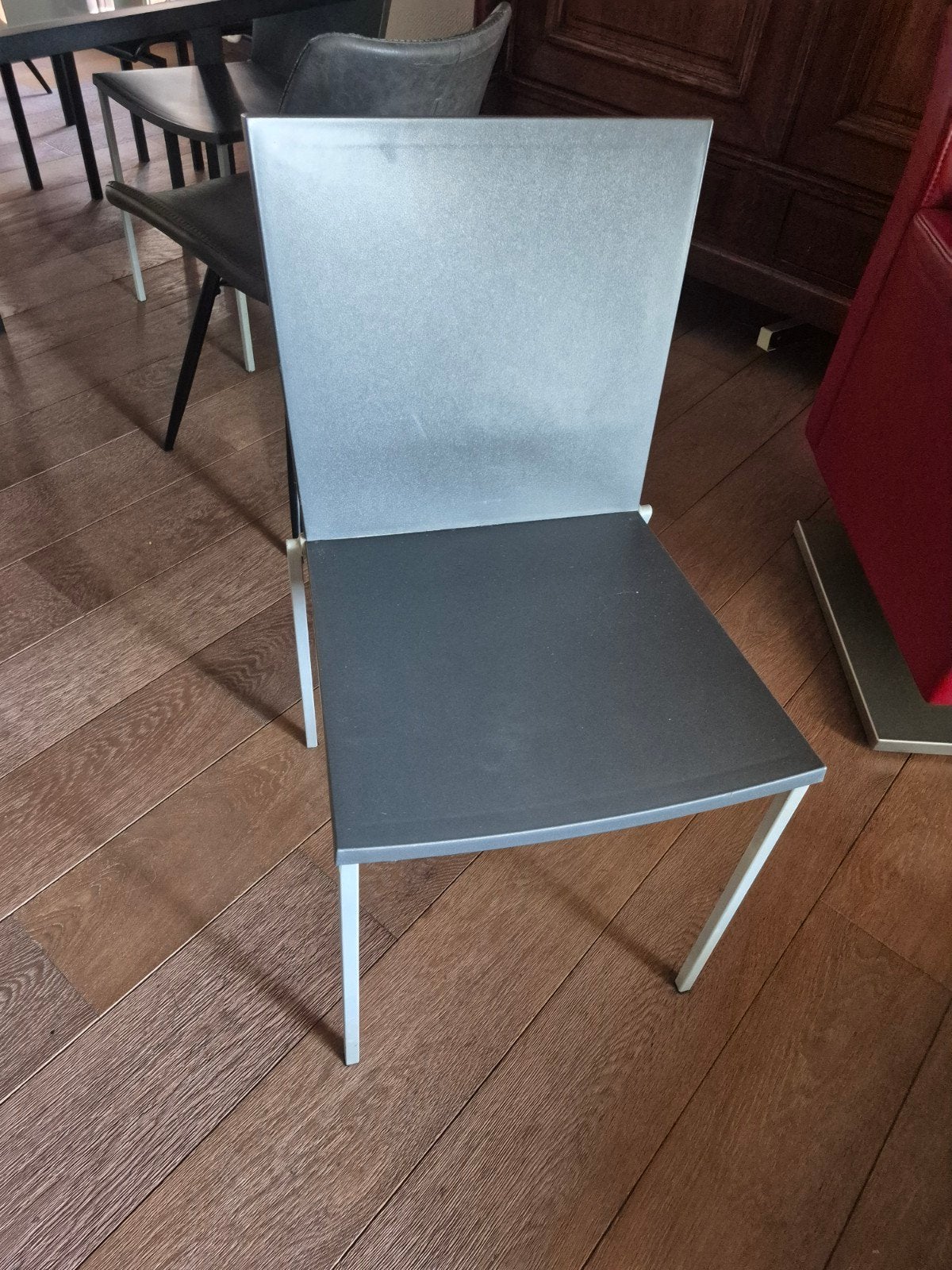 4 kunstof stoelen, Tuin en Terras, Ophalen