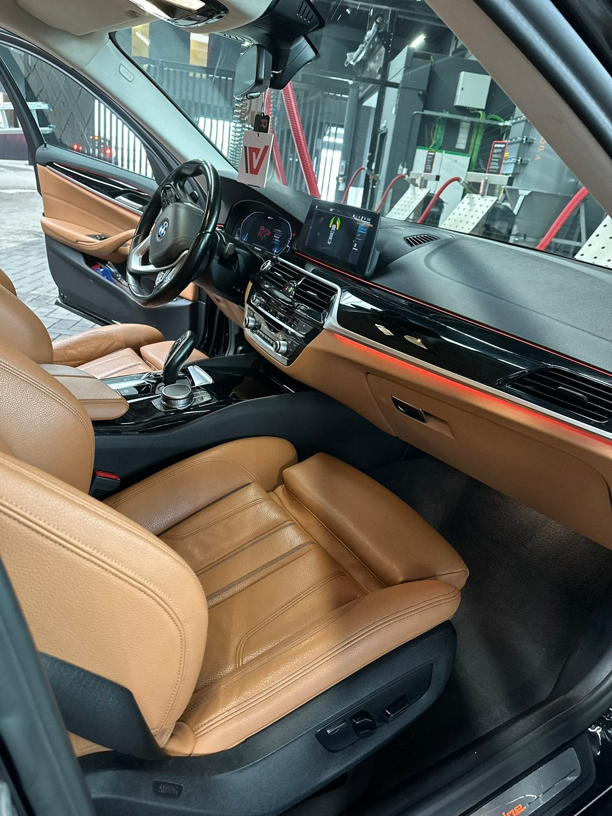 Bmw 530e, Enlèvement, BMW