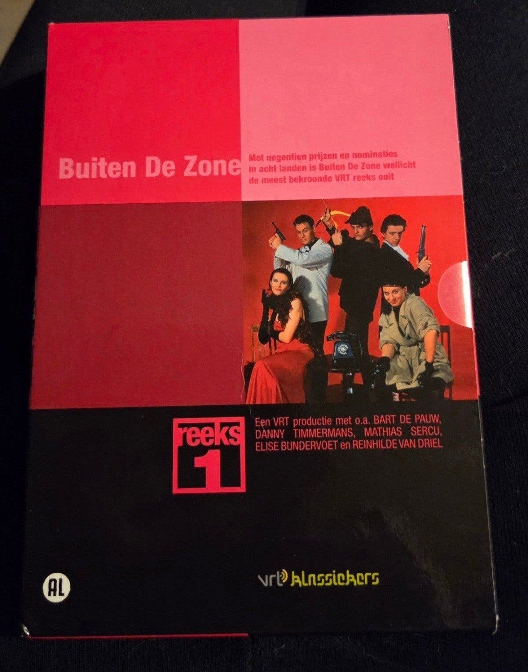 Buiten de Zone: Reeks 1 - DVD Boxset, Alle leeftijden, Ophalen of Verzenden, Zo goed als nieuw, Nederlands