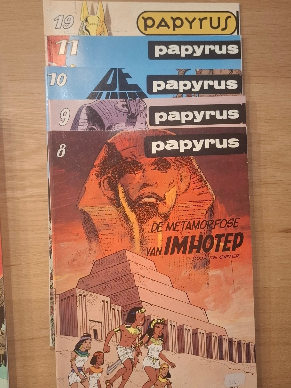 Papyrus strips. 10 stuks. €1/stuk. 10 voor alles., Ophalen