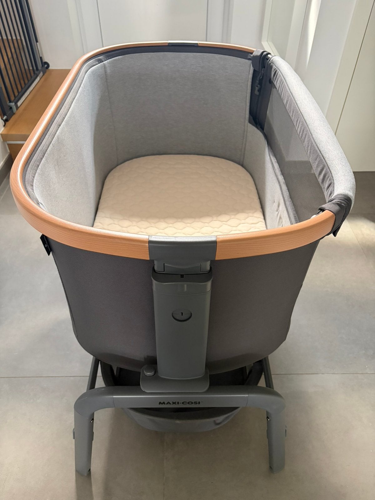 Grijze co-sleeper MAXI-COSI, Kinderen en Baby's, Babywiegjes en Ledikanten, Ophalen, Gebruikt