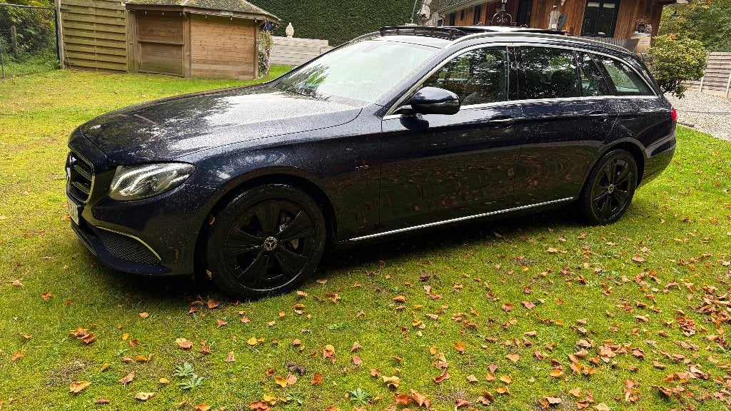 Mercedes e300DE  Diesel Hybride  panodak 9 traps aut, Automaat, Achterwielaandrijving, Euro 6, Particulier
