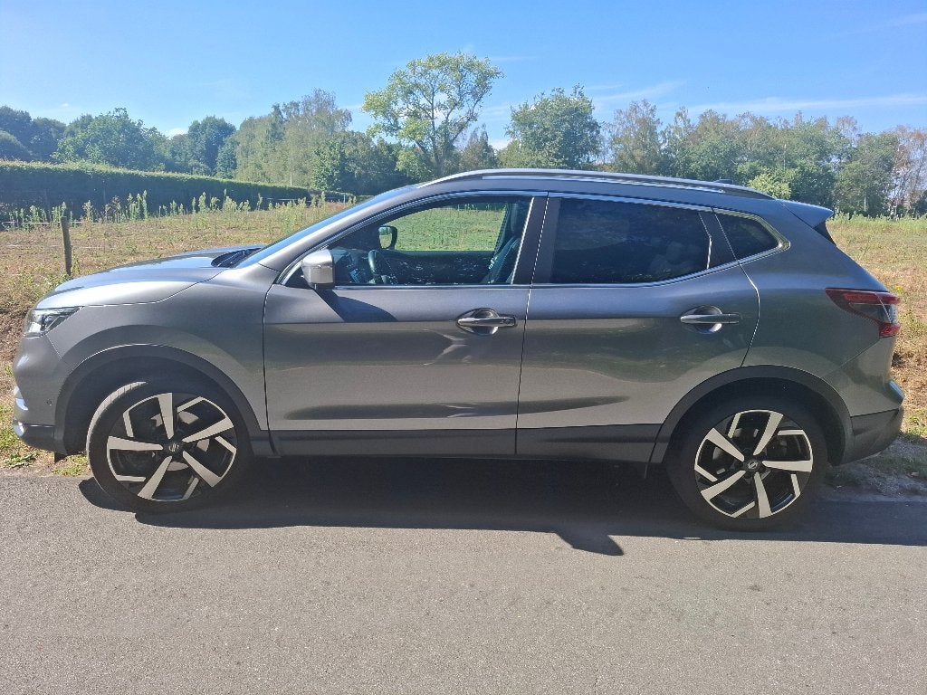 Nissan Qashqai Tekna+ 1.3 DIG-T, Auto's, Nissan, 4 cilinders, 5 zetels, Particulier, Dealer onderhouden