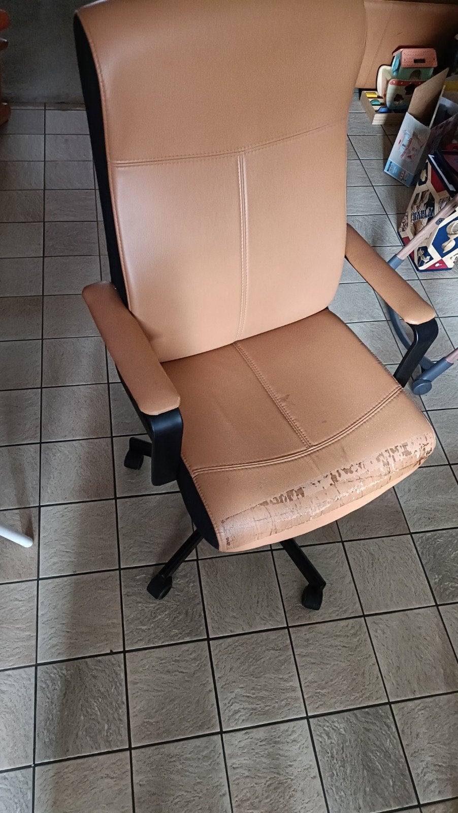fauteuil de bureau, Enlèvement
