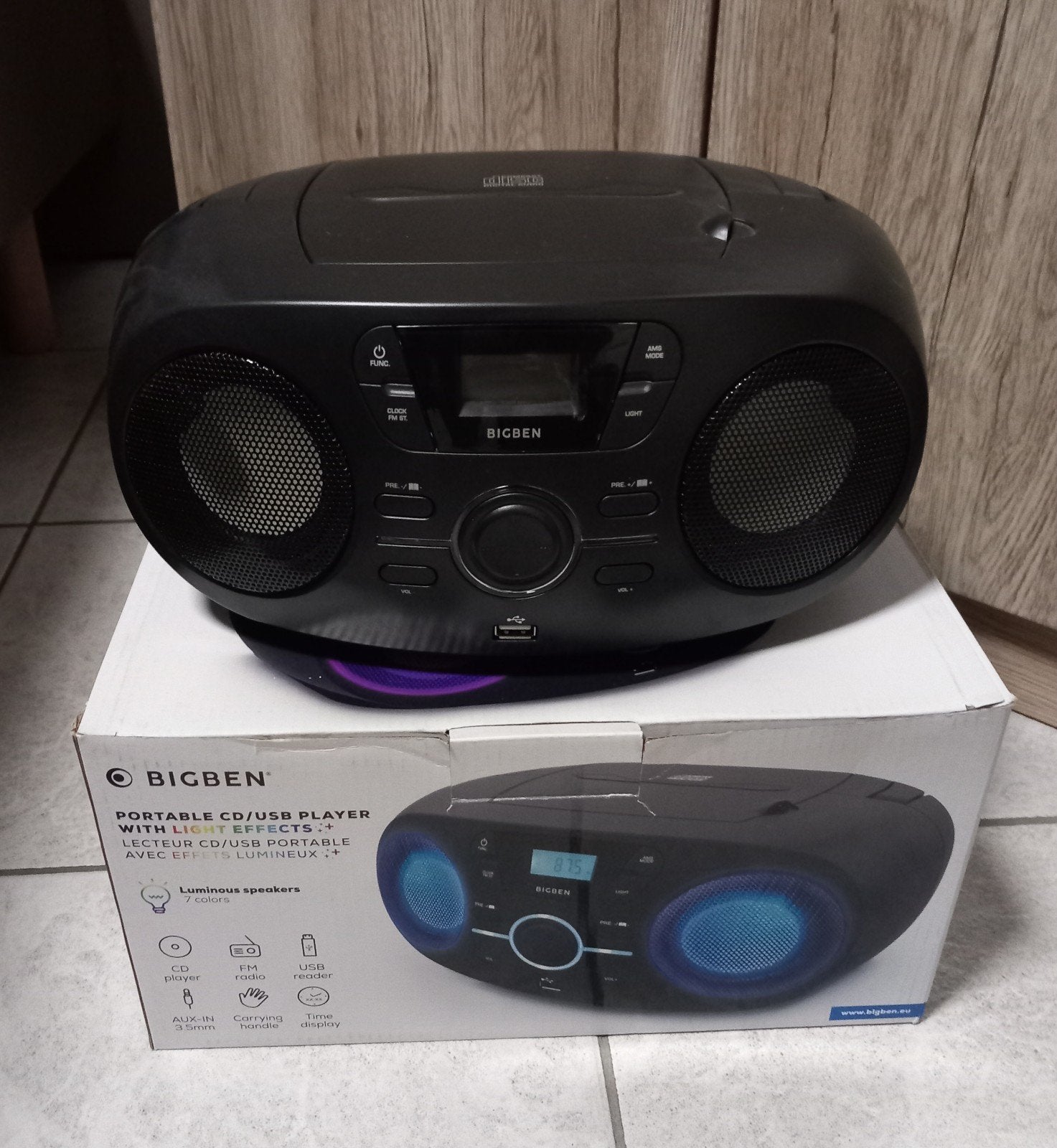 draagbare radio/cd/usb speler, Ophalen, Zo goed als nieuw, Radio, Met cd-speler