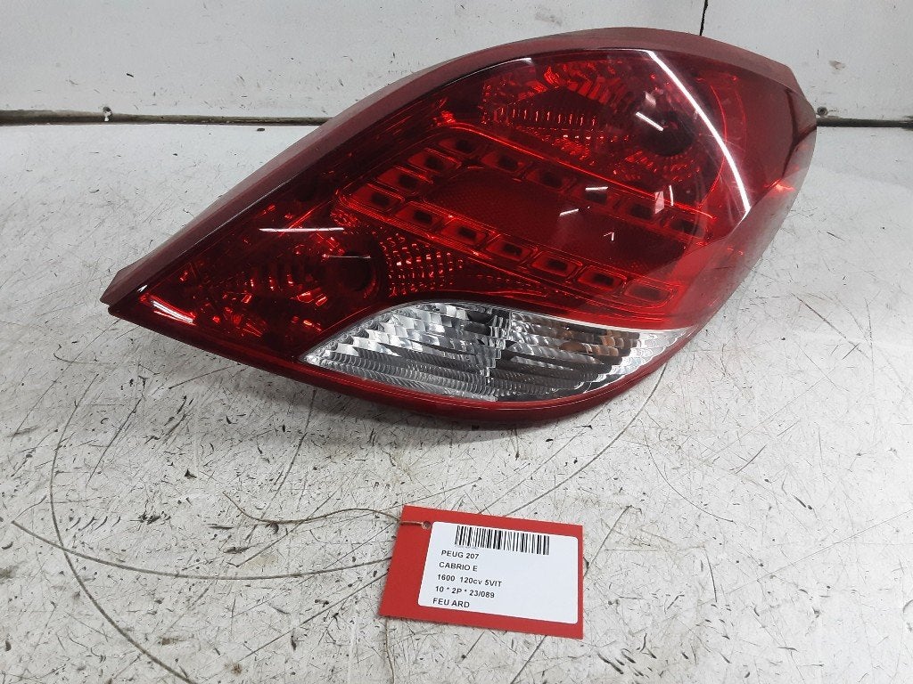 FEU ARRIÈRE DROIT Peugeot 207 CC (WB) (968656718000), Kontakt-peugeot@peugeot.com, Utilisé, Peugeot Deutschland GmbH, Bahnhofsplatz
65423  Rüsselsheim, DE