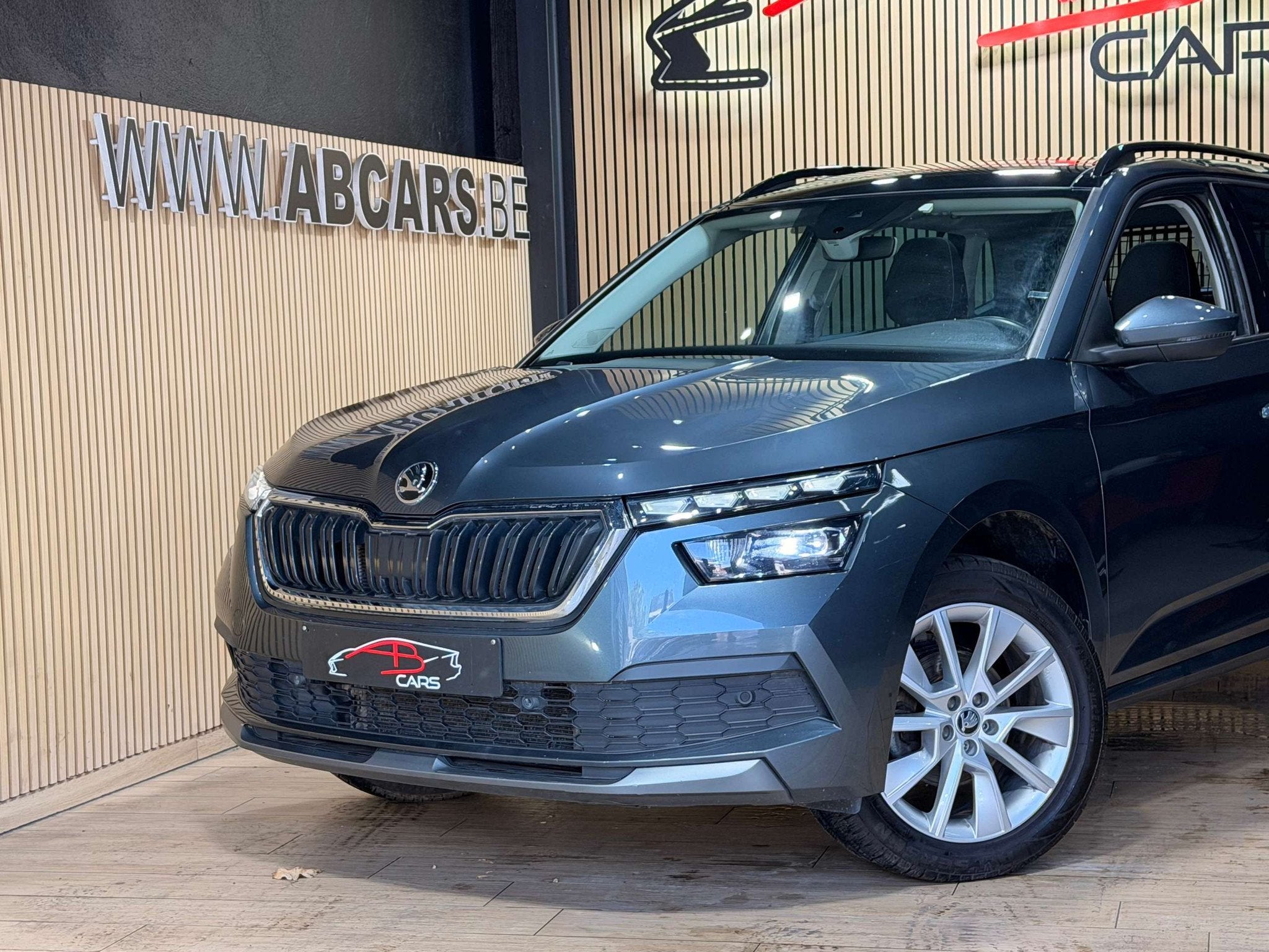 Skoda Kamiq 1.5 TSI Style DSG * GARANTIE 12 MOIS * 1ER PROP, Auto's, Skoda, Automaat, https://public.car-pass.be/vhr/0dce95d7-eb4a-41e1-8f89-42d2d6910587