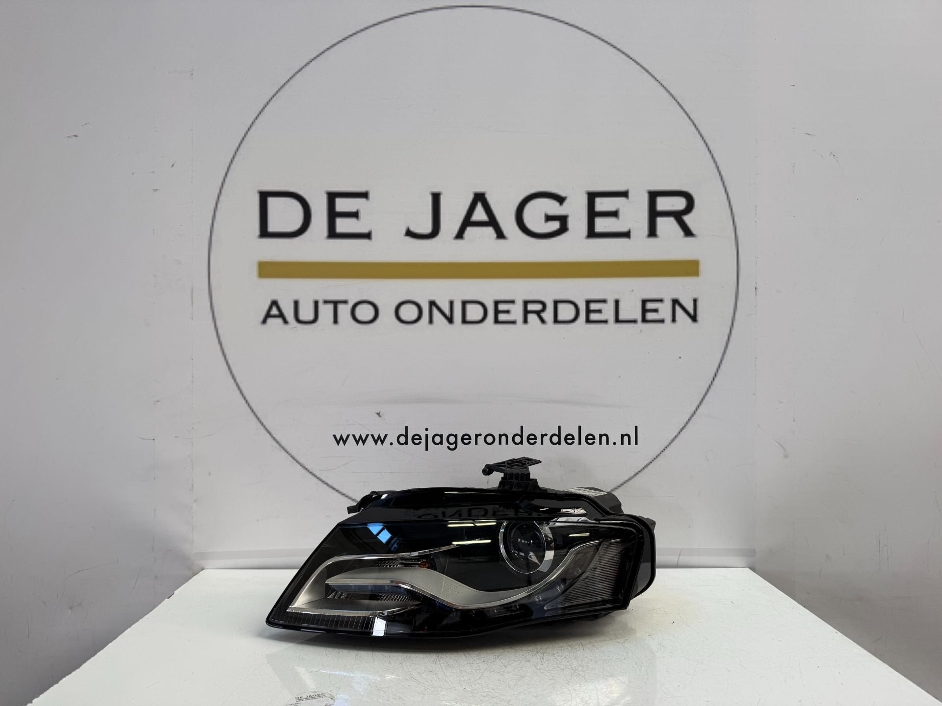 AUDI A4 B8 XENON LED KOPLAMP LINKS 8K0941003C 2008-, Auto-onderdelen, Gebruikt, AUDI AG, Auto-Union-Strasse 1
85045  Ingolstadt, DE